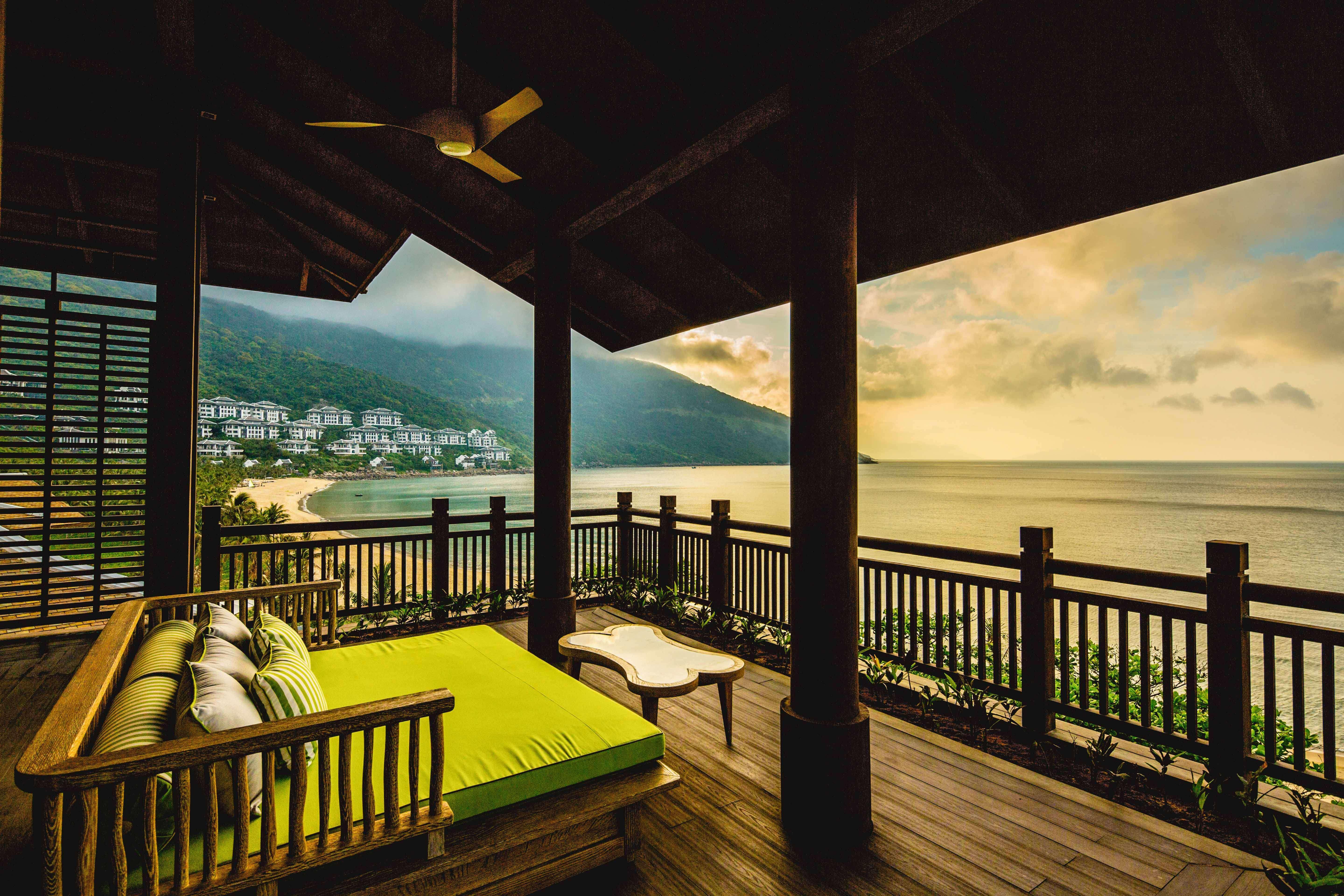 Intercontinental Danang Sun Peninsula Resort By Ihg Kültér fotó